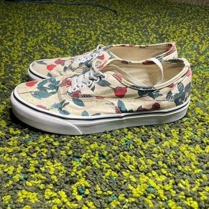 White vans low (beige with roses)​​​​​​​​​